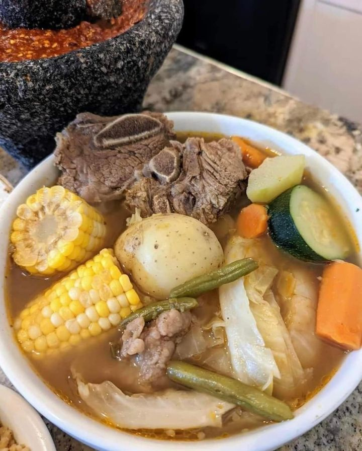 Caldo de res con verduras