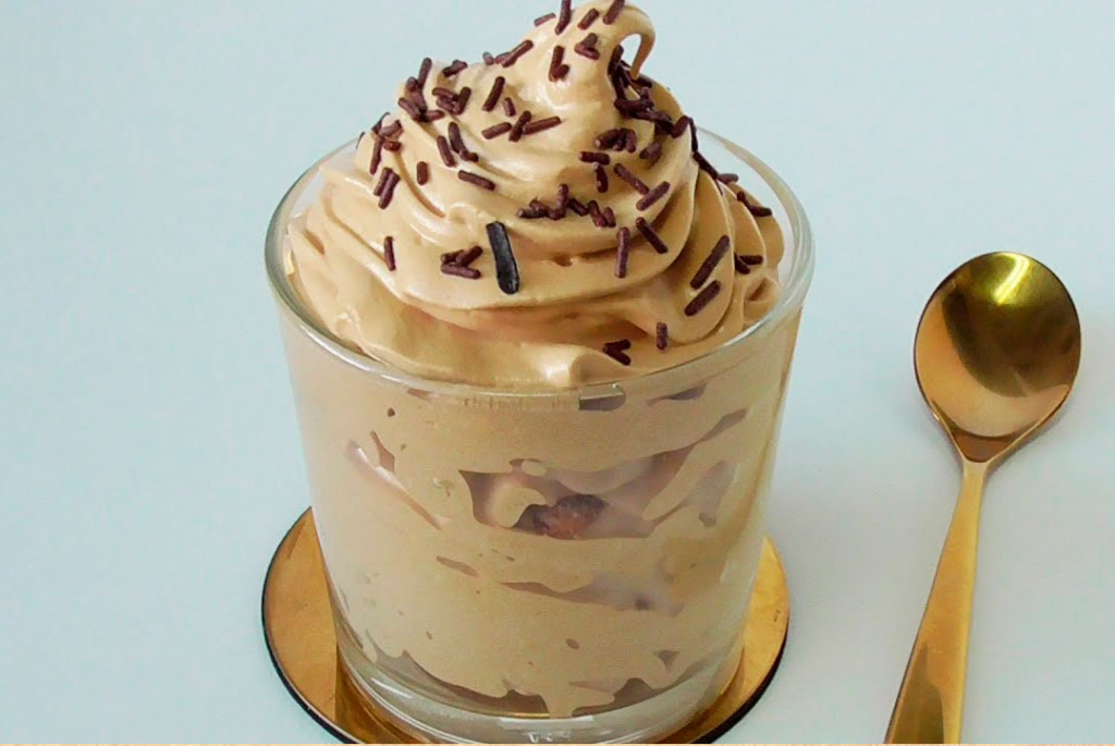 MOUSSE DE CAFÉ