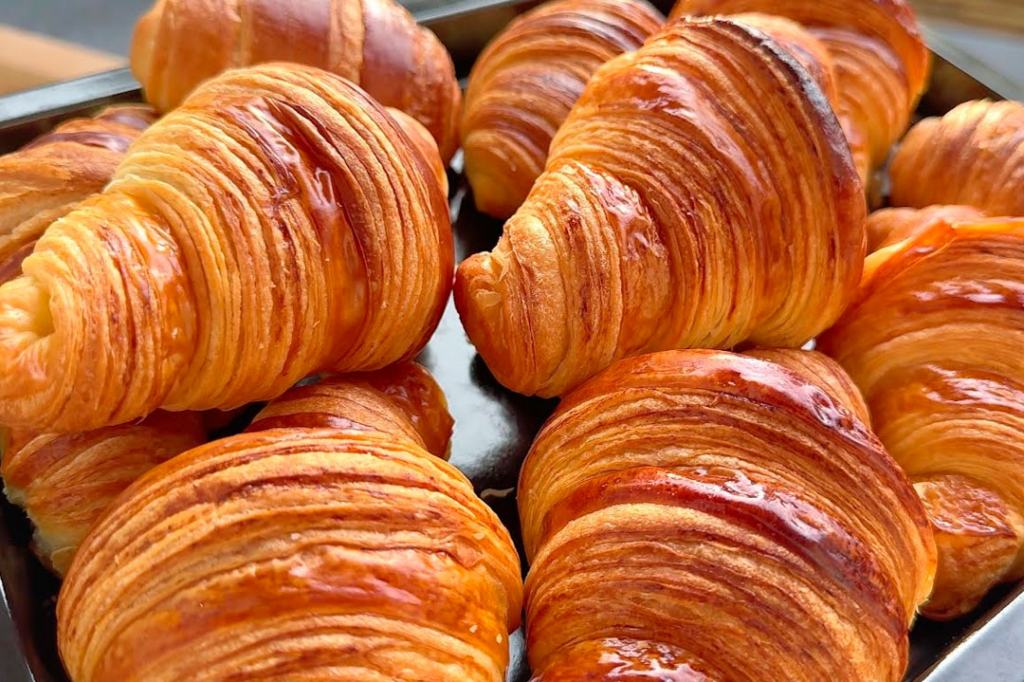 CROISSANTS CASEROS