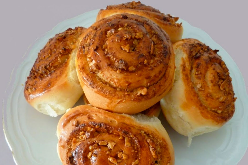 ROLLITOS DE CANELA