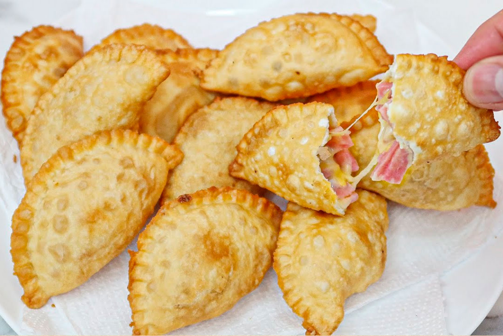 EMPANADILLAS DE JAMÓN Y QUESO